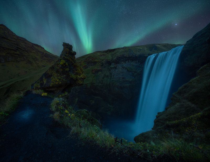 skogafoss, iceland, night, aurora, borealis, landscape, waterfall  skogafoss фото превью