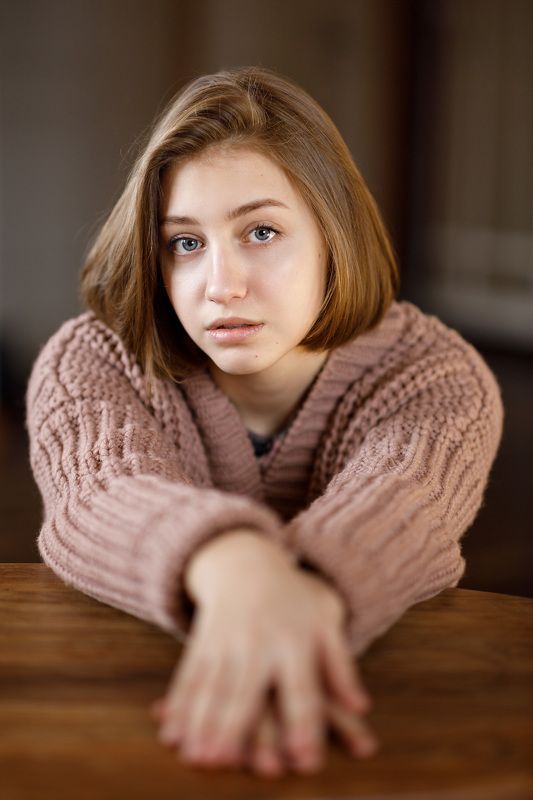 девушка портрет естественный свет Ksenia фото превью