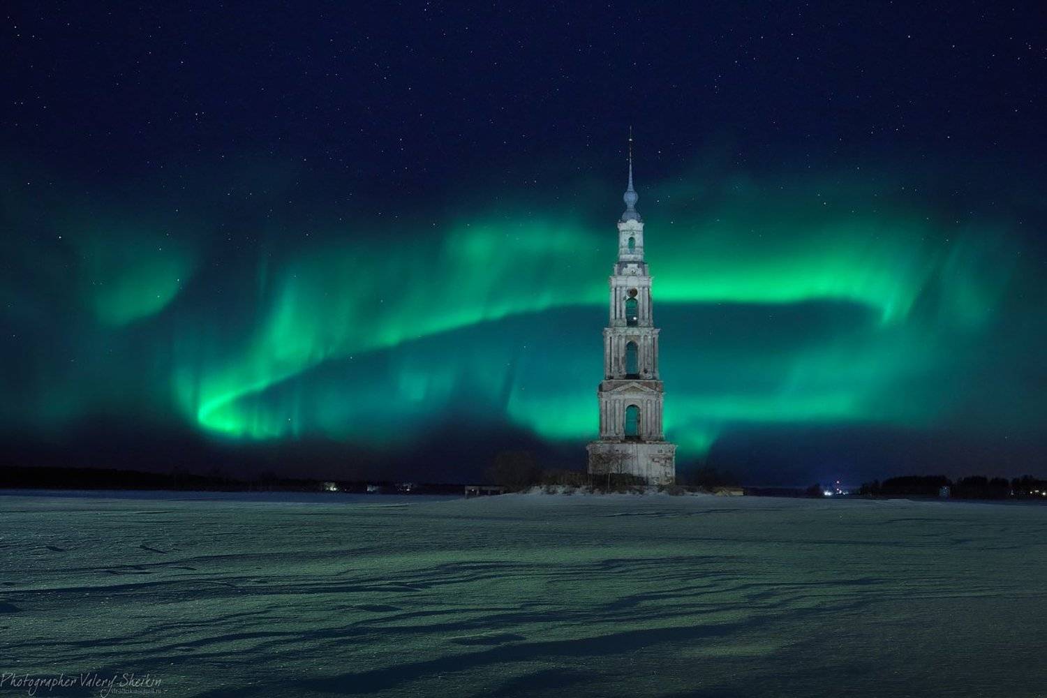 калязин, ночь, северное сияние , снег, колокольня, зима, Валерий Шейкин