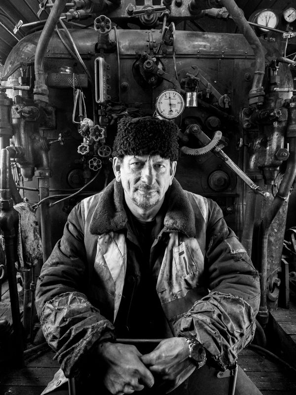 паровоз, стимпанк, машинист Портрет машиниста паровоза фото превью