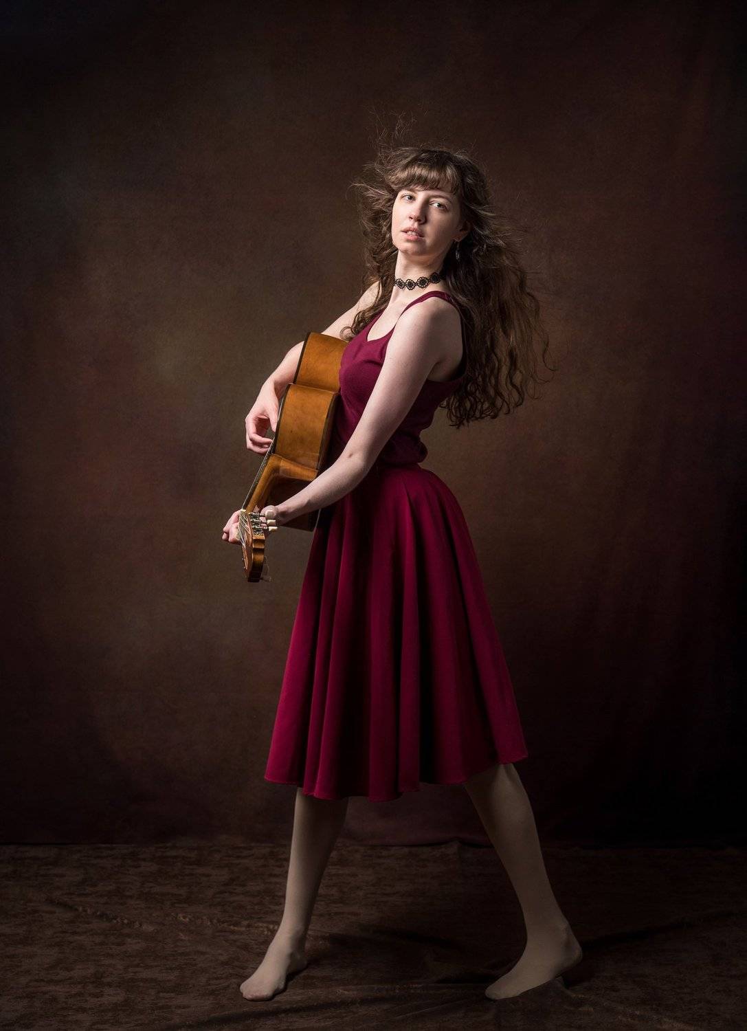 девушка с гитарой , Мурр Маори