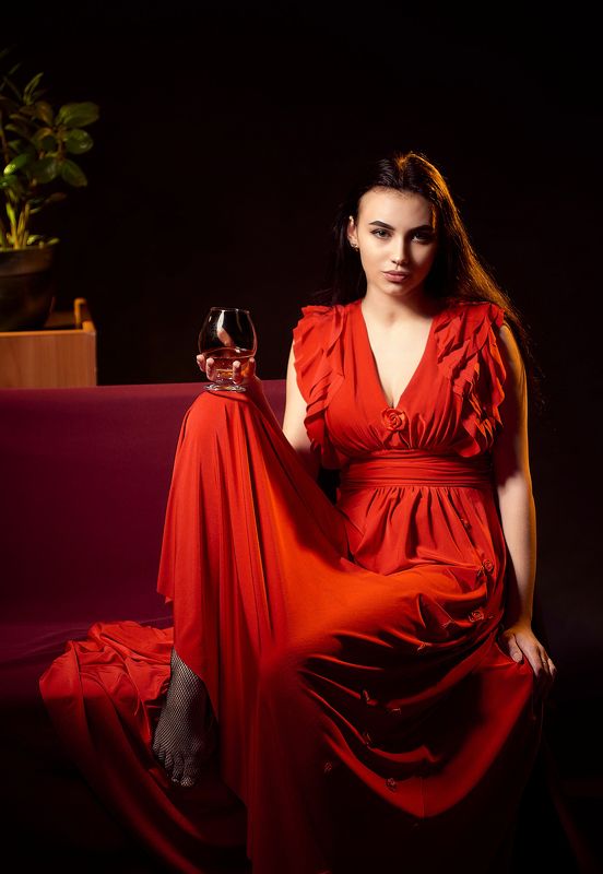 Этюд в красных тонах фото превью