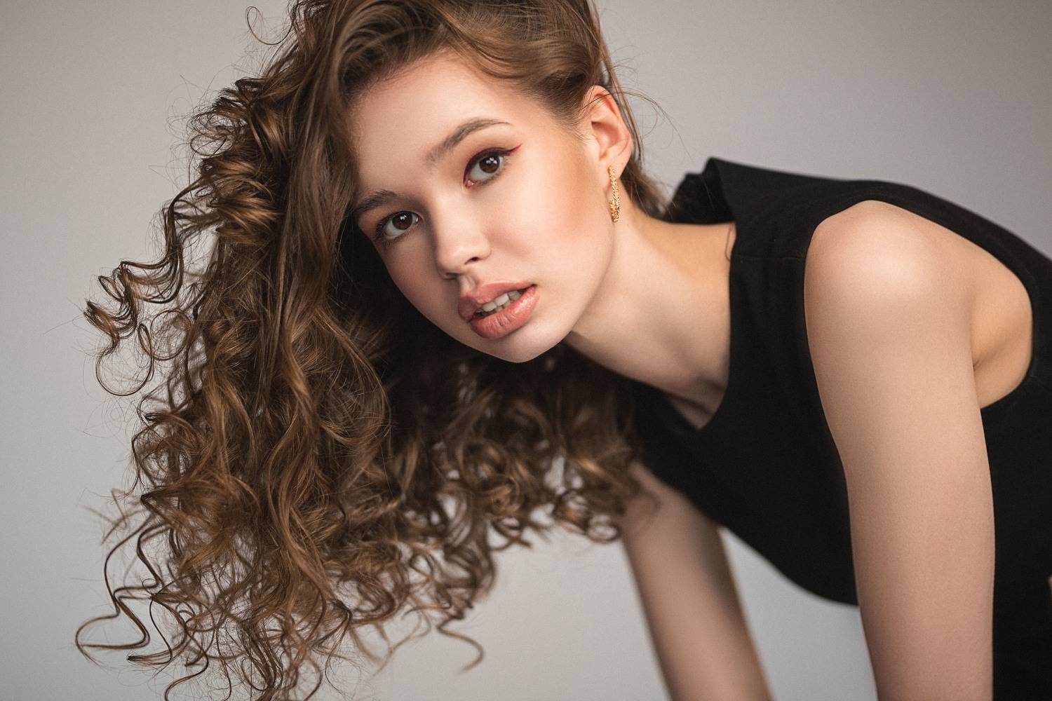 девушка, модель, портрет, фотосессия, студия, макияж, гламур, girl, beauty, model, modeling, young, portrait, make-up, творческий портрет, женский портрет, woman, young woman, glamour, постановка, постановочная фотография, Владимир Васильев