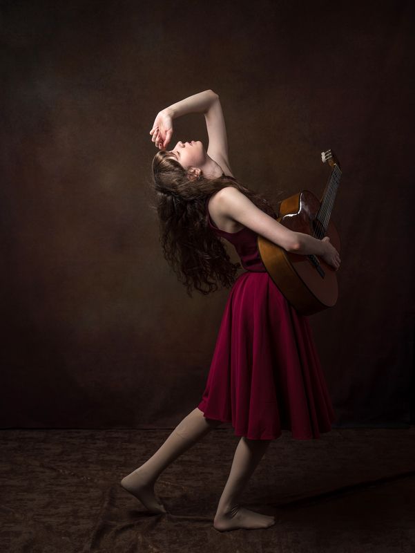 девушка с гитарой Гитаристка фото превью