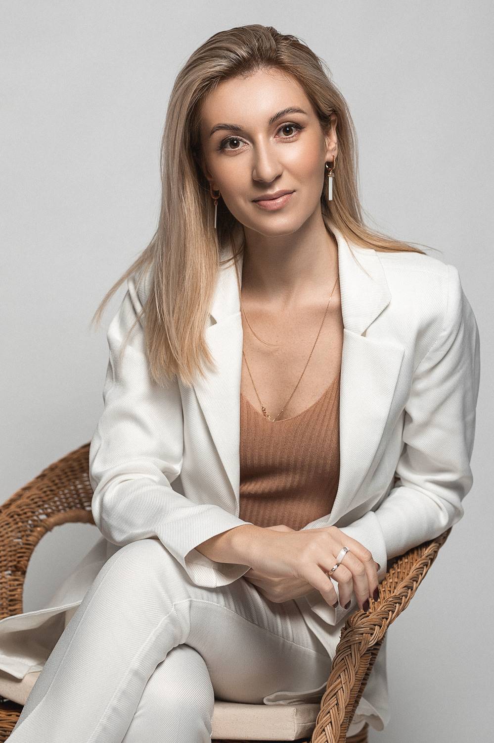 девушка, модель, портрет, фотосессия, студия, макияж, гламур, girl, model, modeling, young, portrait, make-up, творческий портрет, женский портрет, woman, young woman, glamour, постановка, постановочная фотография, fashion, Владимир Васильев