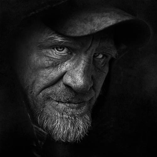 - остерегайся тёмной подворотни