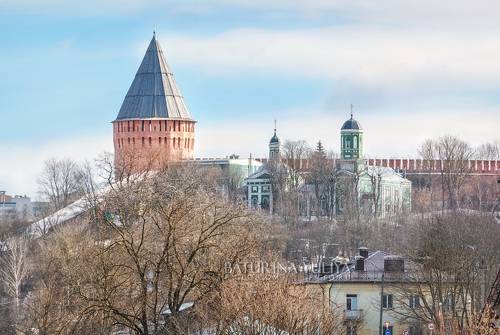 Башня Веселуха и Покровская церковь