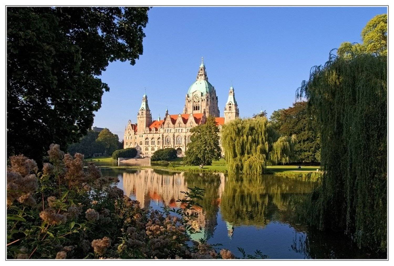 германия,  ганновер,  trammplatz,  музей  кеснера,  kestnermuseum, Евгений Гаганов