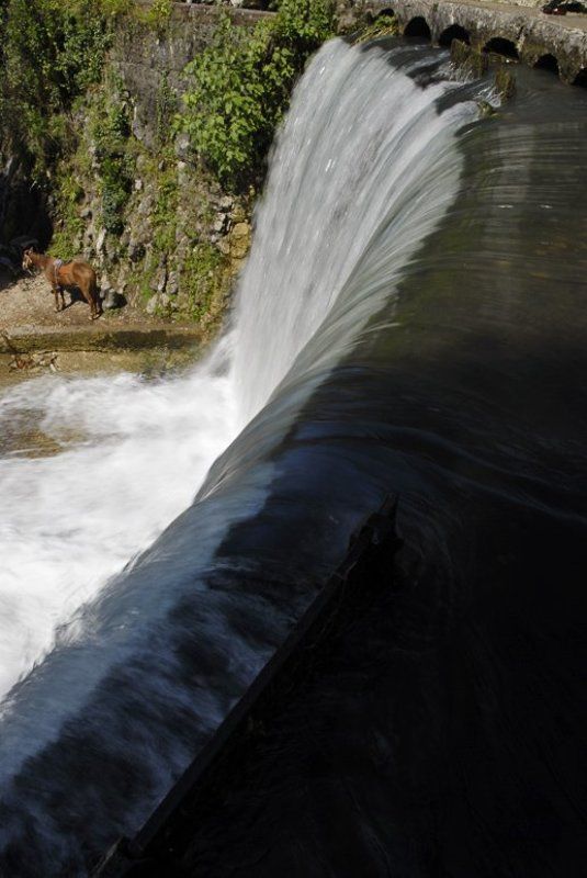 абхазия, страна души Отдых у водопада. фото превью