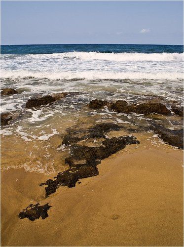 [про небо, камни, море и песок]