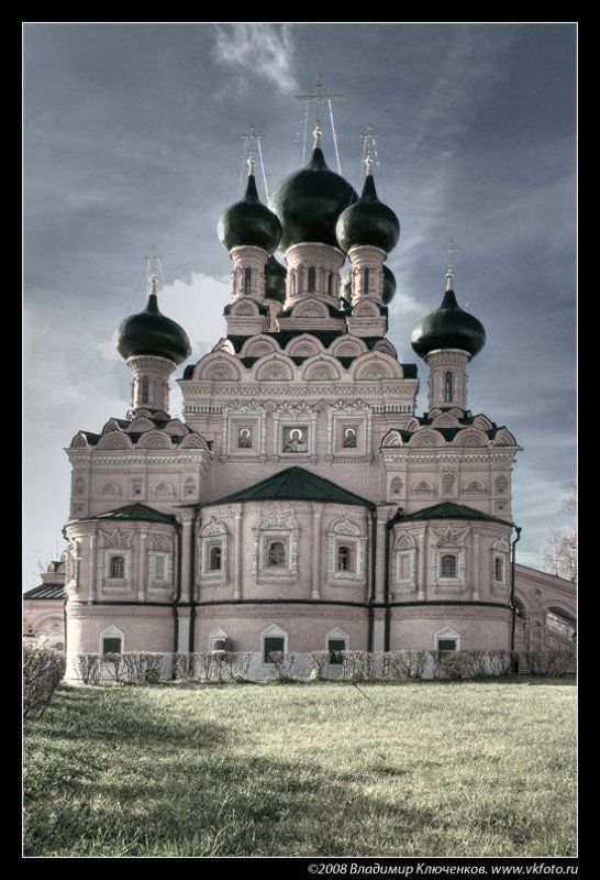 Троицы Живоначальной Храм в Останкине фото превью