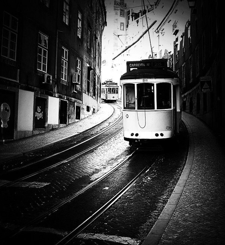 Down the street фото превью