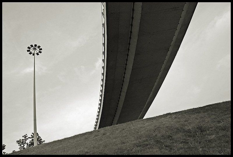 город, мега, микро, макро Аллегория одувунчика. Осень. фото превью