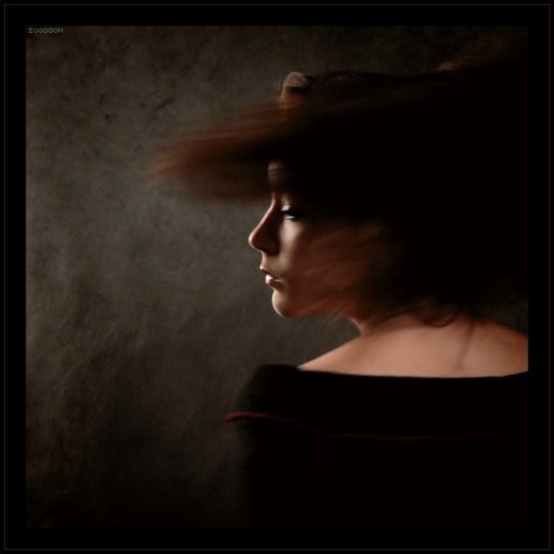 девушка Astir... фото превью