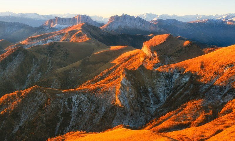 кавказ, утро, осень, 2013, октябрь, хребет, передовой, агиге, ачешбок, м., тхач РАНО УТРОМ, НА РАССВЕТЕ , КОГДА МИРНО СПАЛИ ДЕТИ ,,,, фото превью