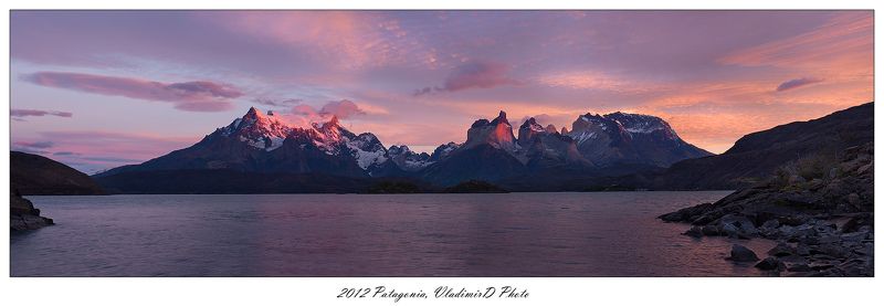 Мы стояли на плоскости с переменным углом отраженья, наблюдая закон, приводящий пейзажи в движенье. фото превью