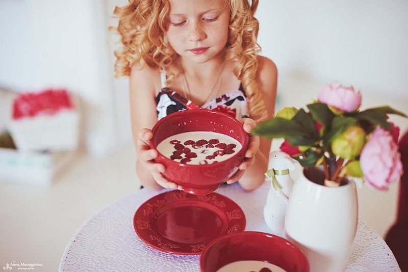 Малина с молоком фото превью