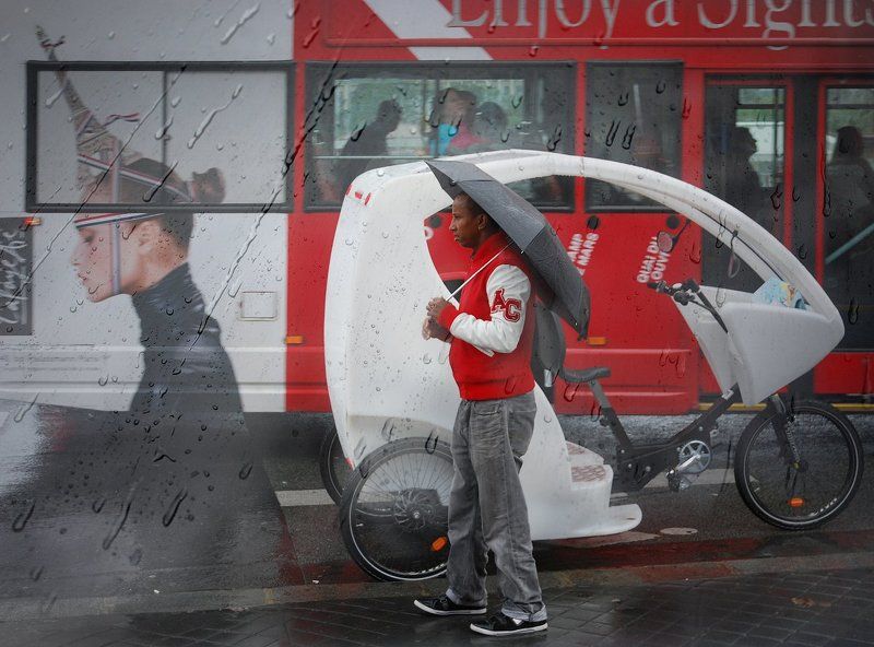 Город и красное фото превью