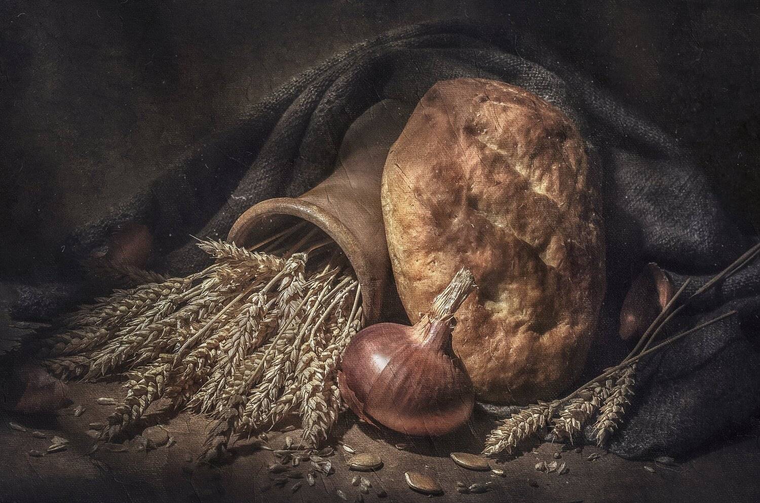 домашний хлеб,лук,колосья,кринка,шерстяной платок,тепло,дом,деревня,текстура,тыквенные семена, Владимир Володин