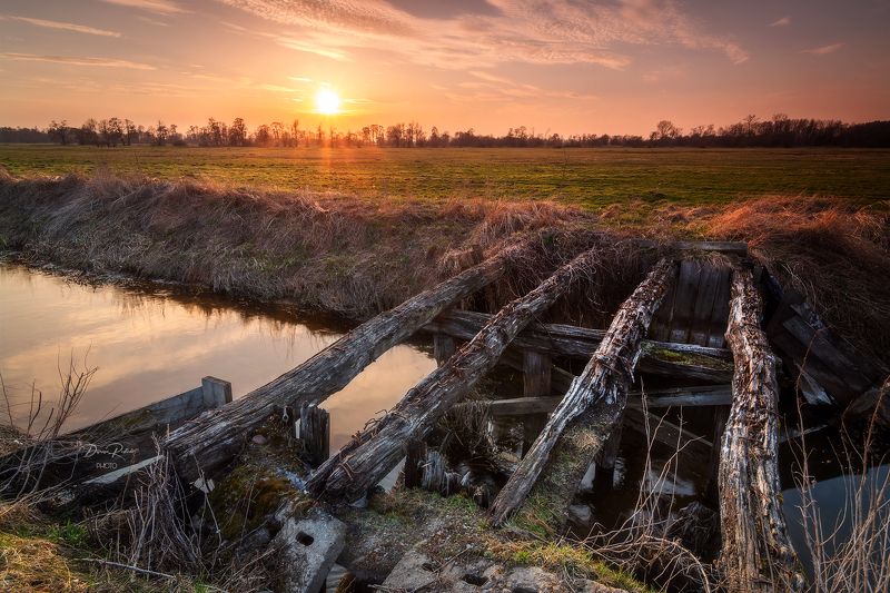 Lost old bridge фото превью
