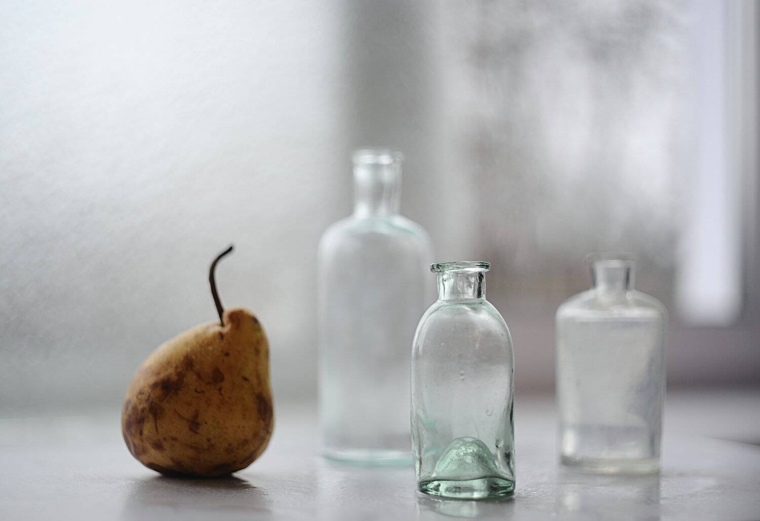 груша, пузырьки, весна, стекло, натюрморт, подоконник., Оксана Евкодимова