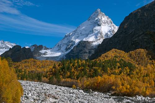 Осень в ущелье Адылсу
