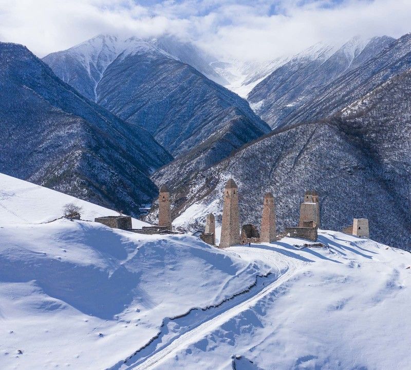 Россия, Ингушетия, Кавказ, Эрзи, #rtgtv, aerial, коптер, аэро Стражи гор фото превью