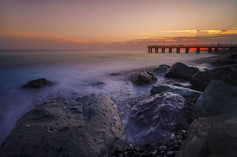 пейзаж, природа россии, морской пейзаж, сочи, Призрачная дымка после заката фото превью