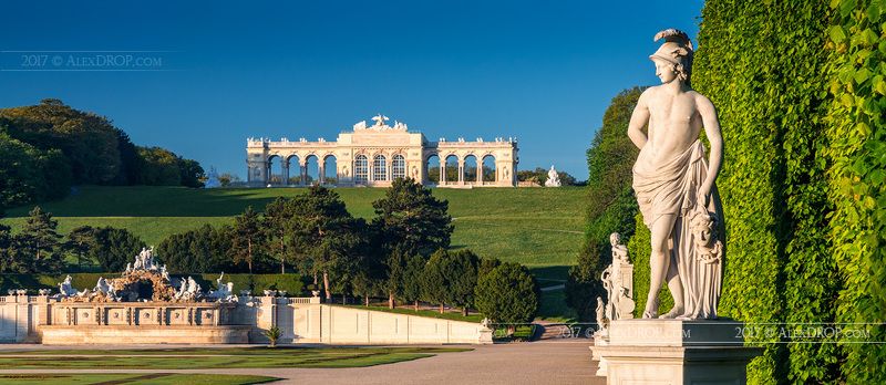 canon, color, postcard, picturesque, landmark, europe, vienna, wien, austria, travel, urban, architecture, iconic, park, morning, statue Глориетта и статуя Персея на рассвете в парке Шёнбрунн, Вена фото превью