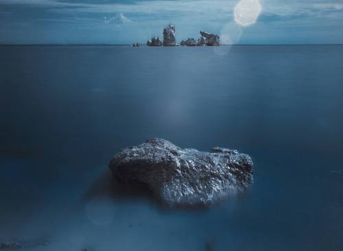 К молчанию Нептуна.