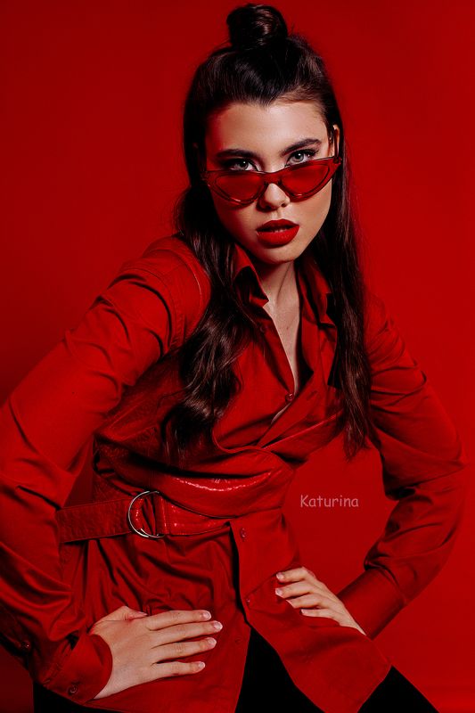 фотография, портрет, портретная фотография, девушка в красном, red, женская красота  фото превью