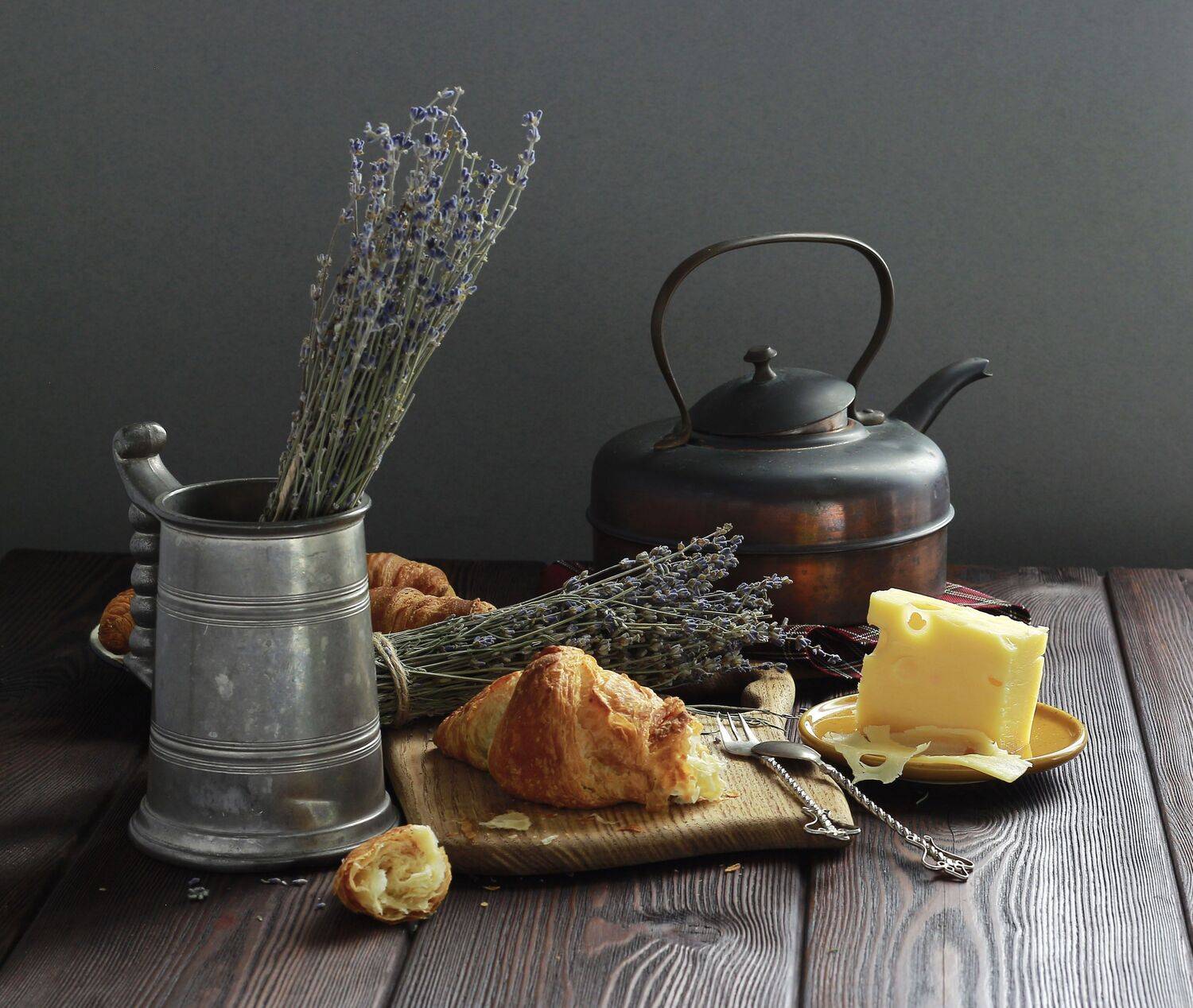 натюрморт, фотонатюрморт, лаванда, круассан,  сыр, наталья казанцева, Наталья Казанцева
