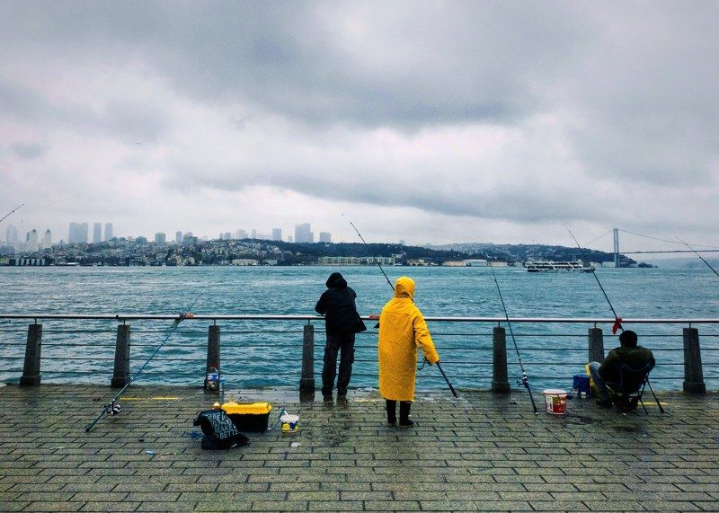Yellow fisherman фото превью
