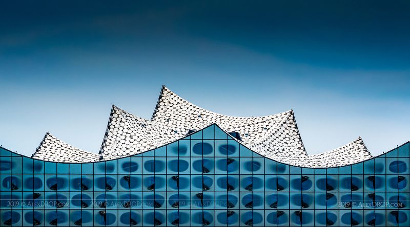 nikon, color, postcard, picturesque, landmark, europe, hamburg, germany, travel, urban, architecture, iconic, geometry Айсберг на Эльбе / ElbPhilarhmonie фото превью