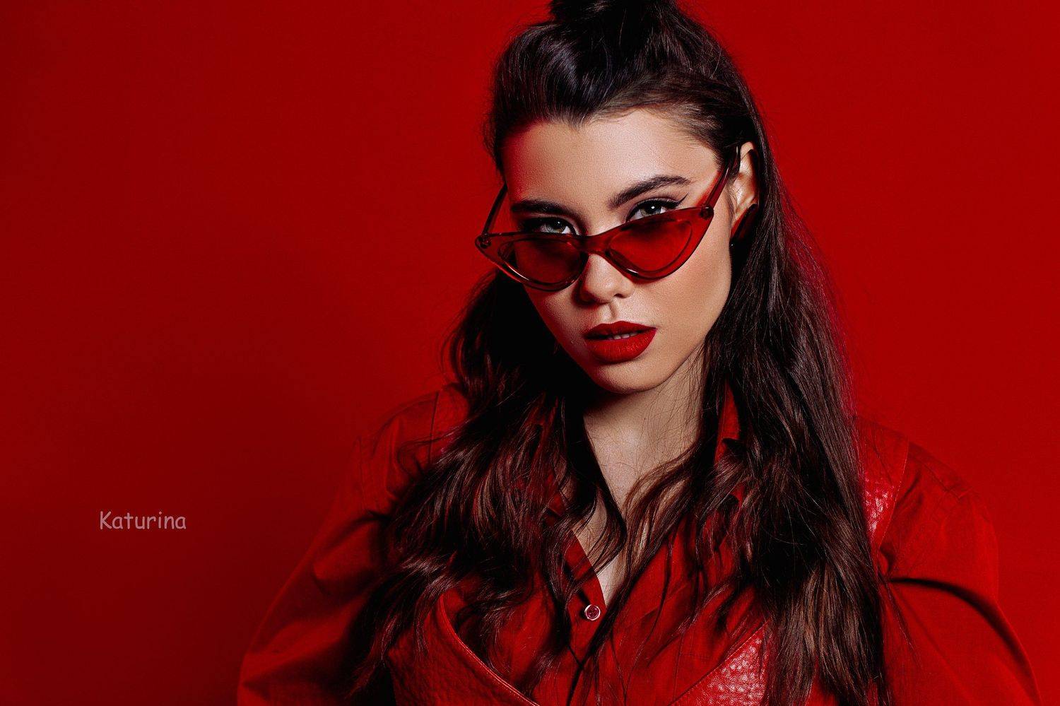 фотография, портрет, портретная фотография, девушка в красном, red, женская красота, Юлия Катурина