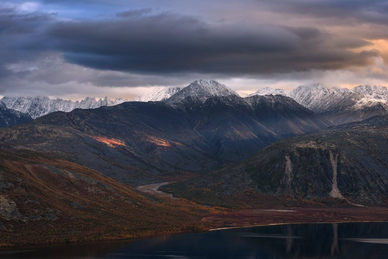 Озеро Джека Лондона, Максим Евдокимов (phototourtravel.ru)