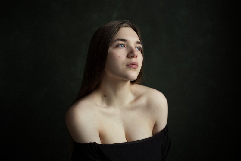 портрет. девушка. фон. фотография. Надежда фото превью