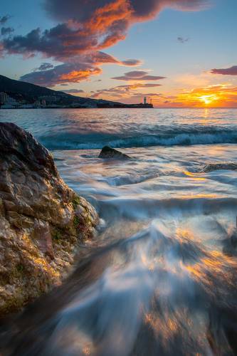 Ялтинский маяк