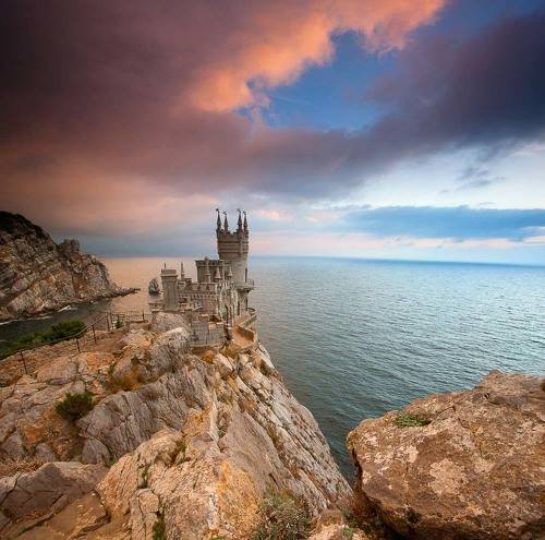 Ласточкино гнездо