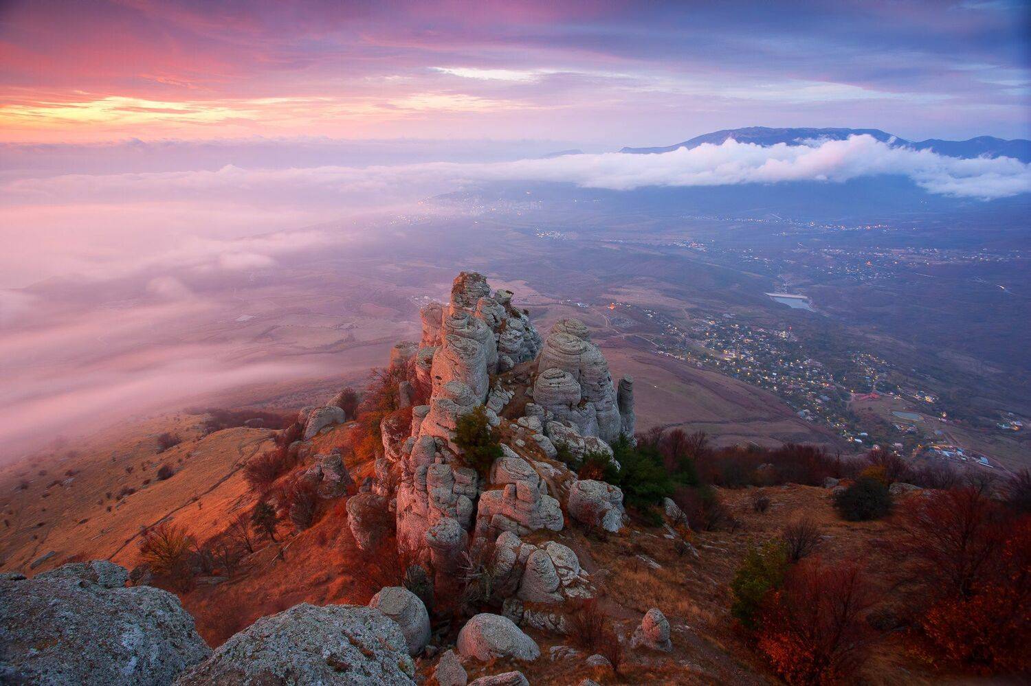 демерджи, алушта, чатыр-даг, кастель, черное море, пейзажи крыма, осень в крыму, долина привидений, Serge Titov