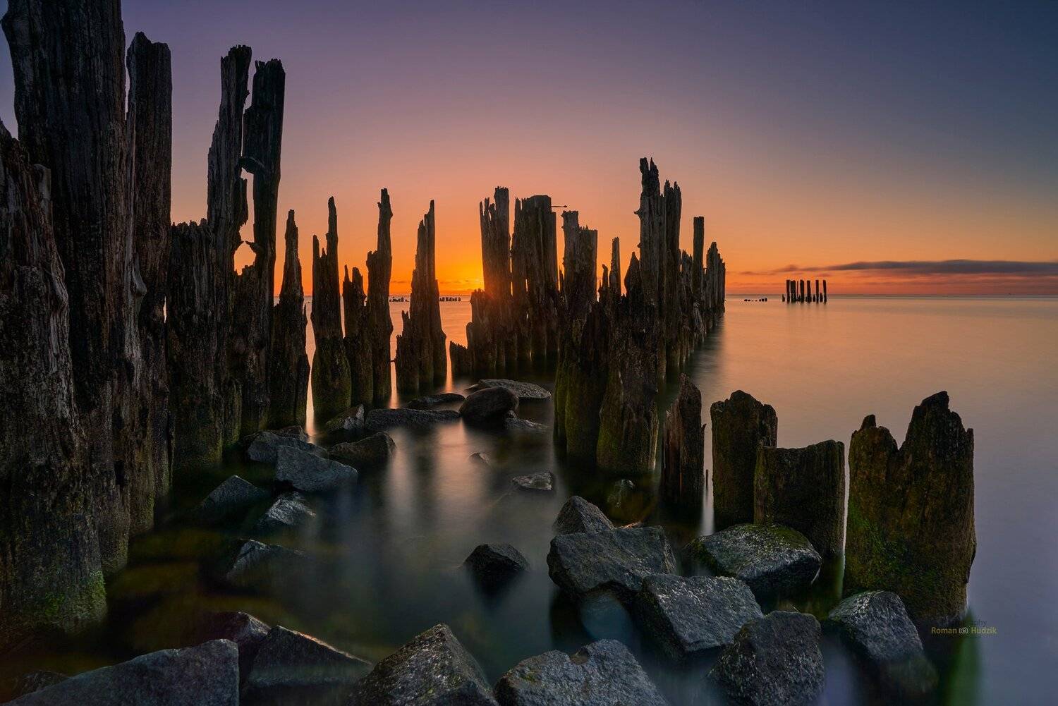 Palisade, sunrise, sea, landscape, stones, water, long exposure,, Roman Hudzik