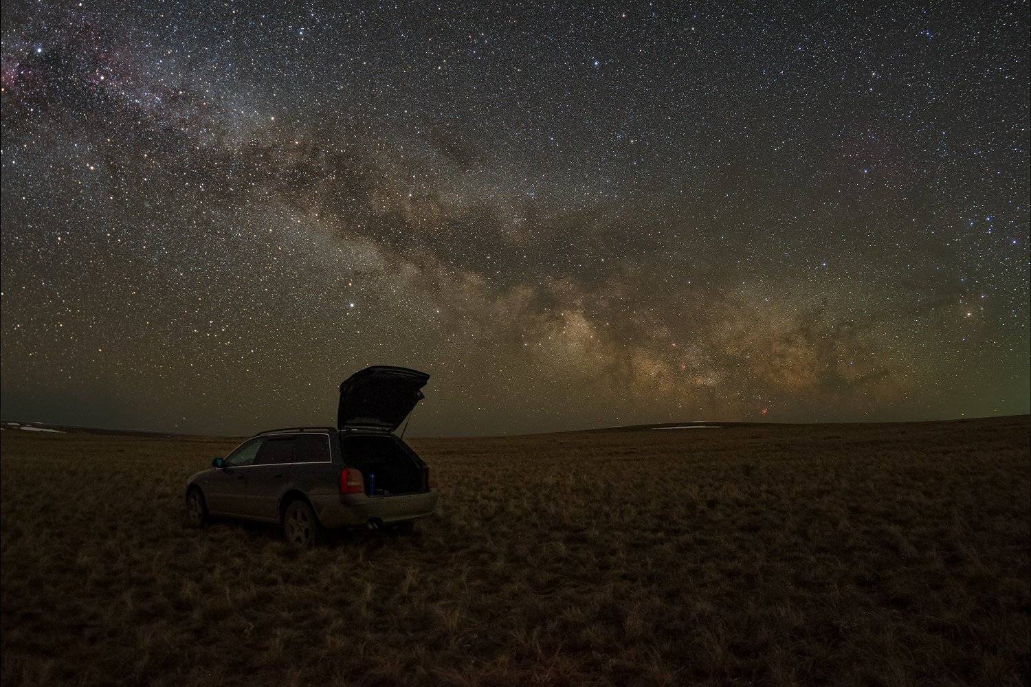 млечный путь, звезды, космос, ночь, длинная выдержка, canon, пейзаж, туманность, степь, авто, машина, весна, Евгений Бондарь