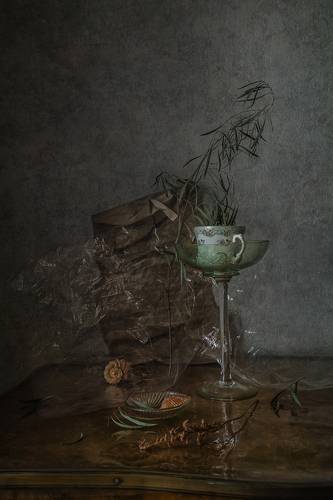 Мятый хрусталь