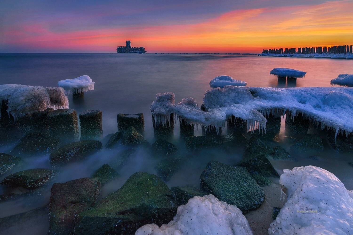Gdynia, landscape, sea, Baltic, stakes, sunrise, stones, sky, clouds, long exposure, Roman Hudzik