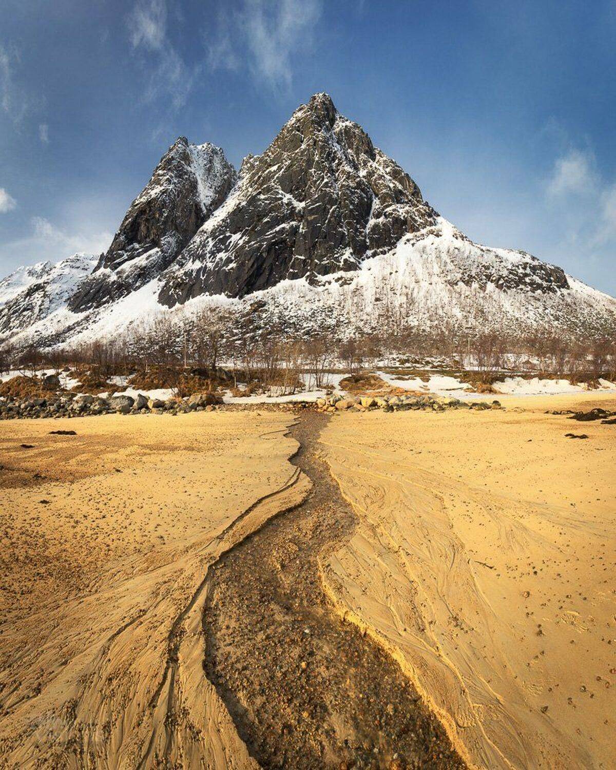 beach,mountain,norway,arctic,north,sunny,daylight,, Adrian Szatewicz