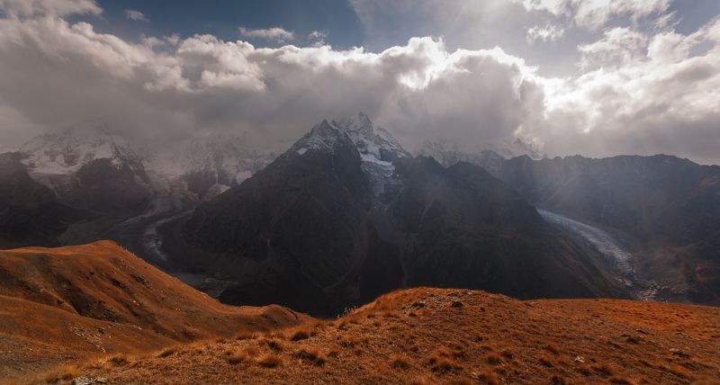 горы, приэльбрусье, кбр, адылсу По пути на перевал ВЦСПС фото превью