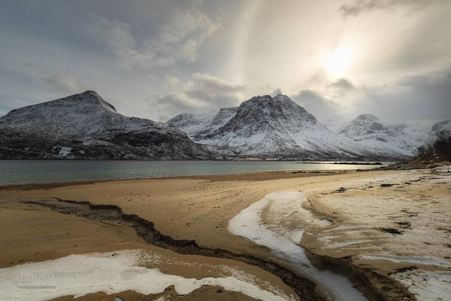 seascape,sky,halo,clouds,norway,north,arctic,beach,seaside,seashore,coast,, Adrian Szatewicz