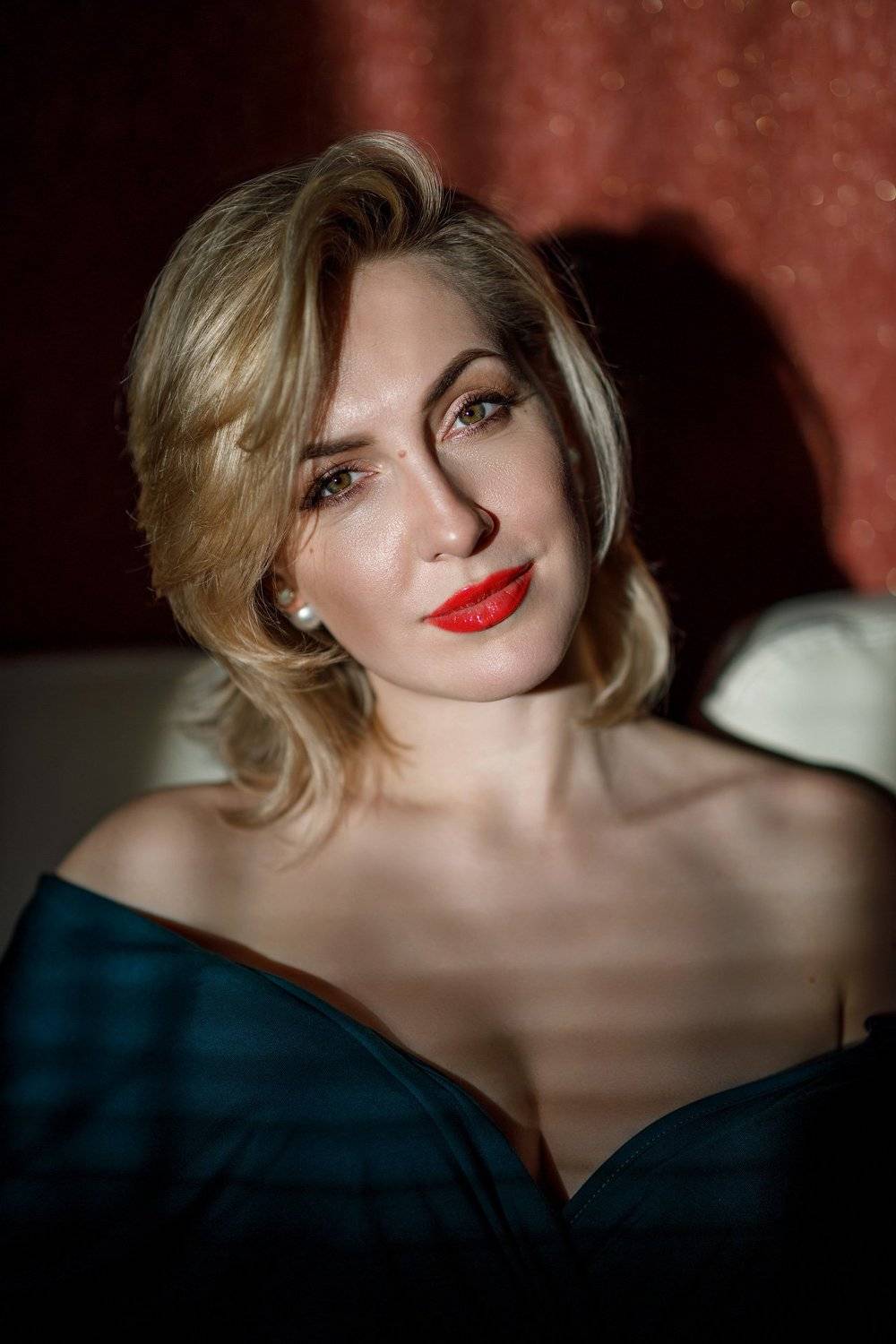 девушка взгляд портрет студия естественный свет солнечный, Ксения Сергеева