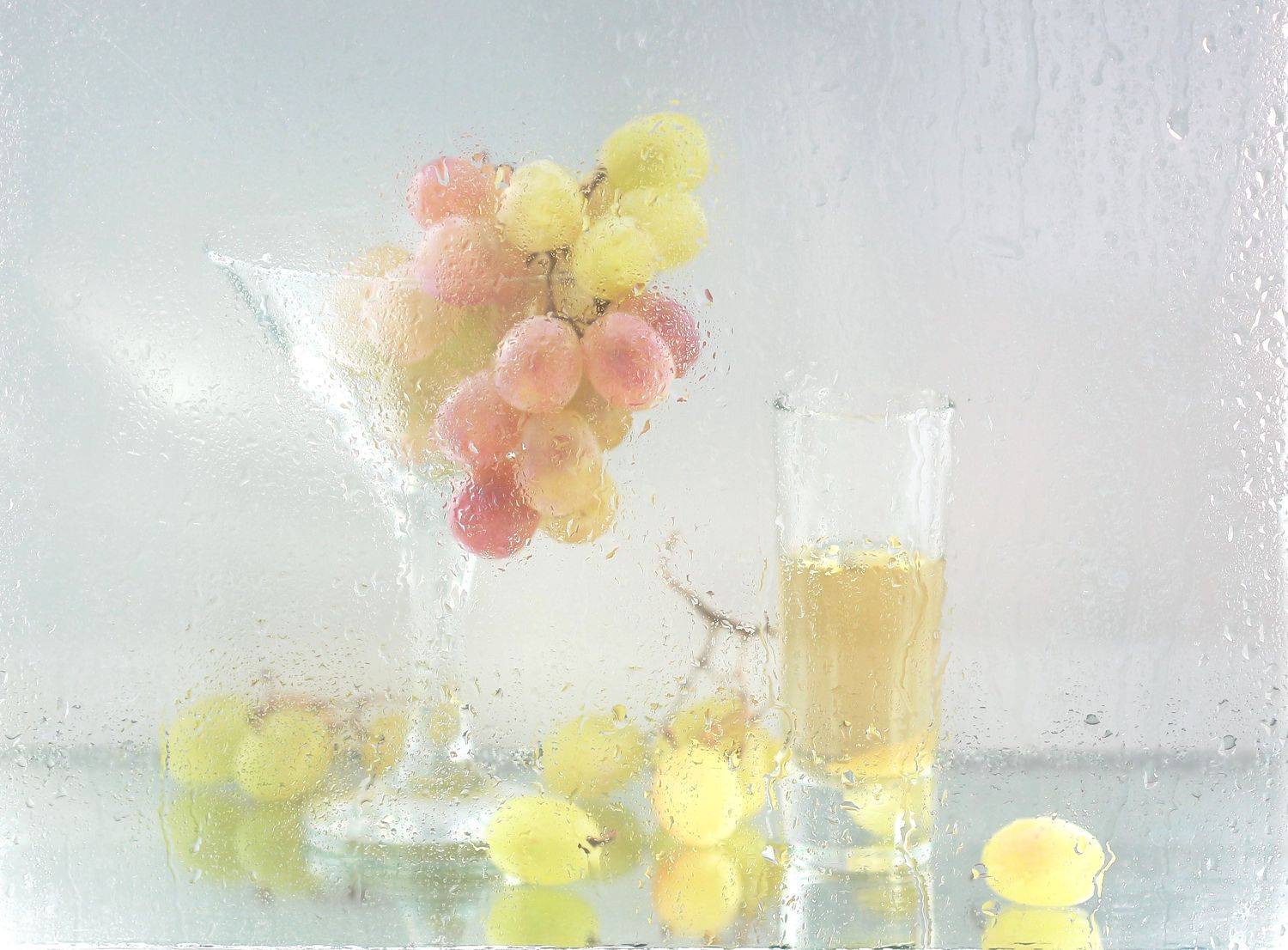 натюрморт, фотонатюрморт, виноград, мокрое стекло, наталья казанцева, Наталья Казанцева
