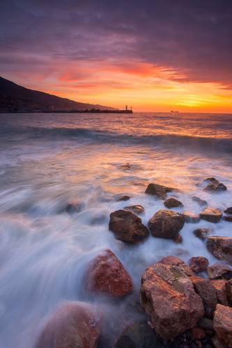 Шторм в Ялте